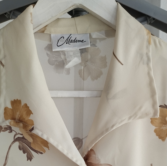 Button down Shirt - Picture 5 of 9